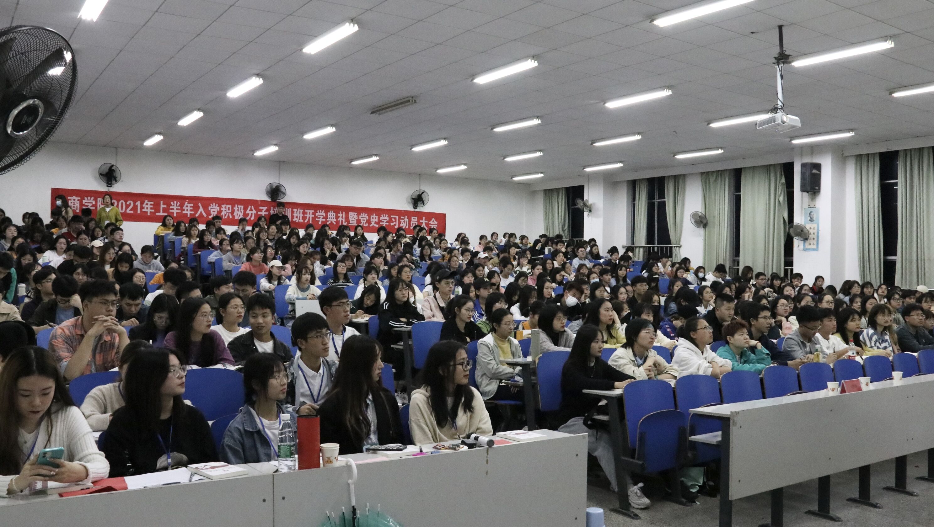 b06dc43c32b94d8db515884b06789243.jpg b06dc43c32b94d8db515884b06789243.jpg