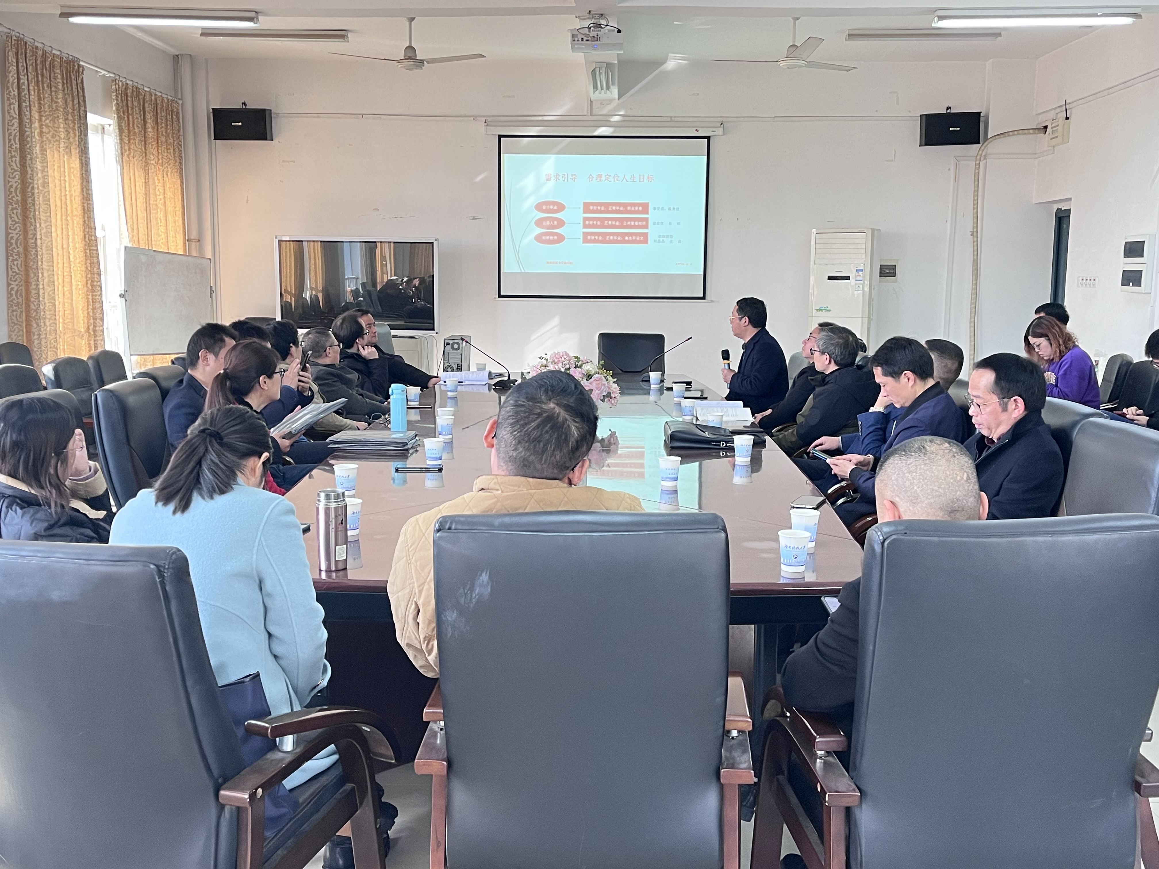 04cc7b2c95684b0d8414d1cc84d8fe72.jpg 04cc7b2c95684b0d8414d1cc84d8fe72.jpg