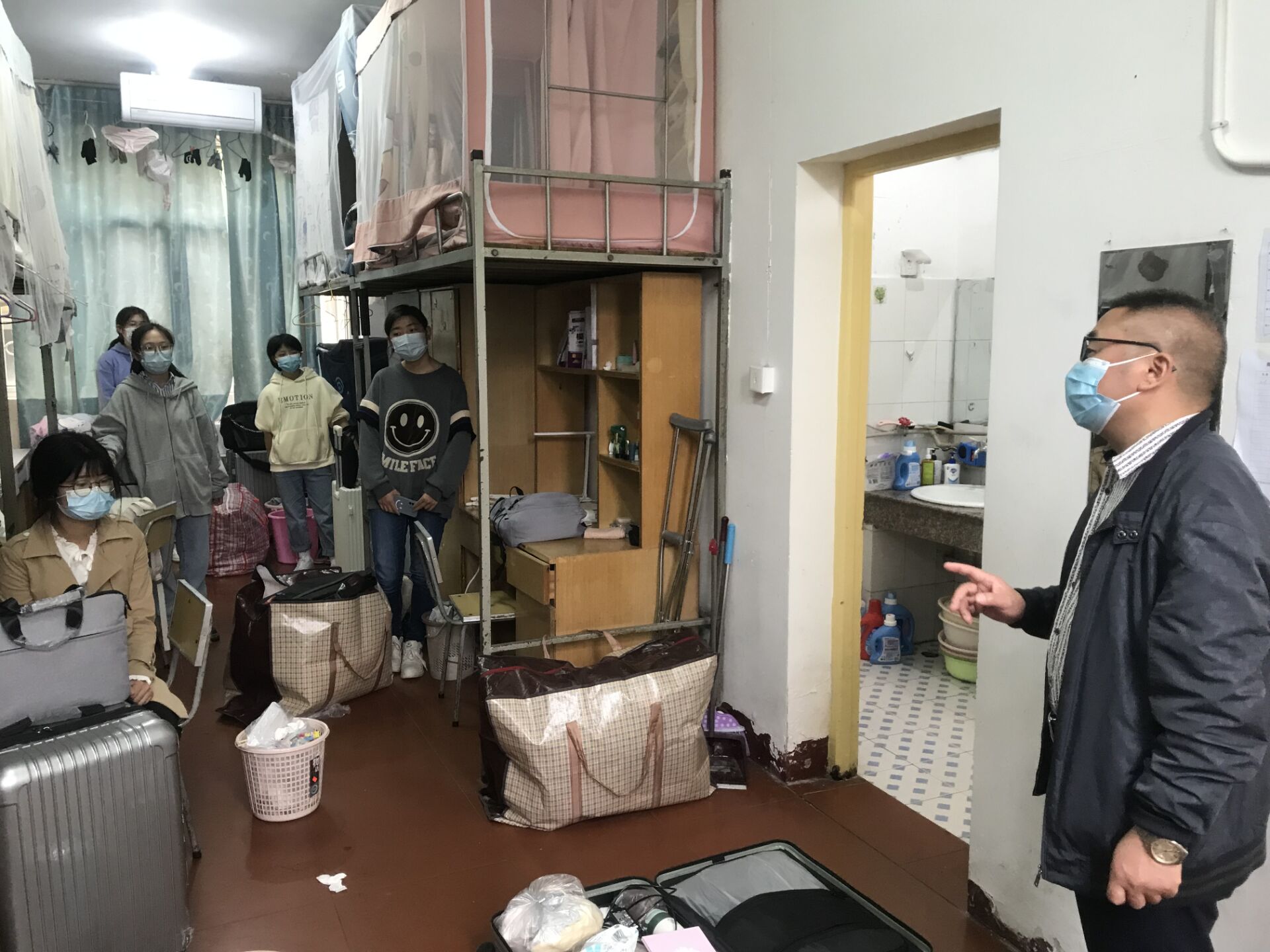 ec4535abc6ab431799354989c18755b6.jpg ec4535abc6ab431799354989c18755b6.jpg