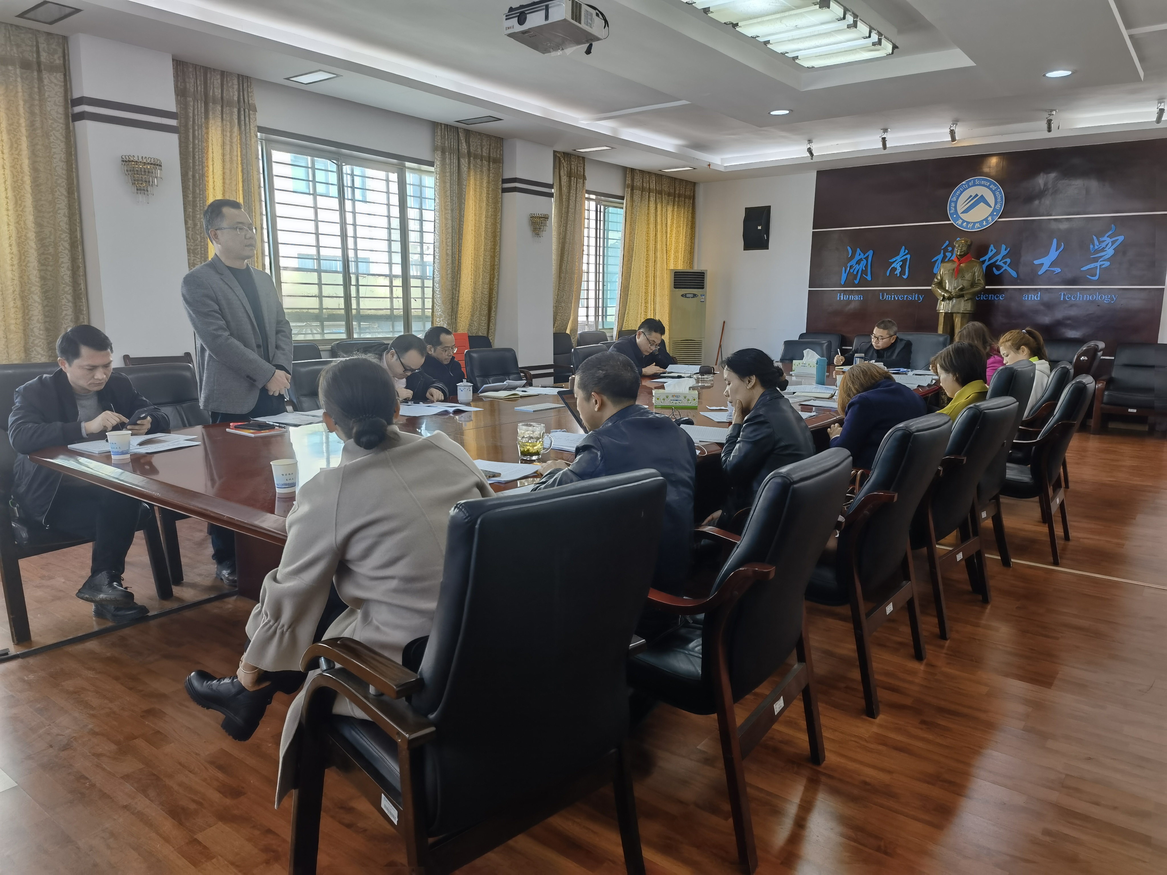 21a16781e03548ad94f5c15795611c79.jpg 21a16781e03548ad94f5c15795611c79.jpg