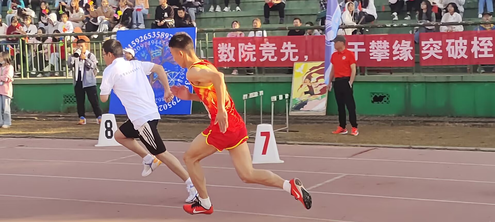 4e9a8e002e974602a575b617941fa6ae.jpg 4e9a8e002e974602a575b617941fa6ae.jpg