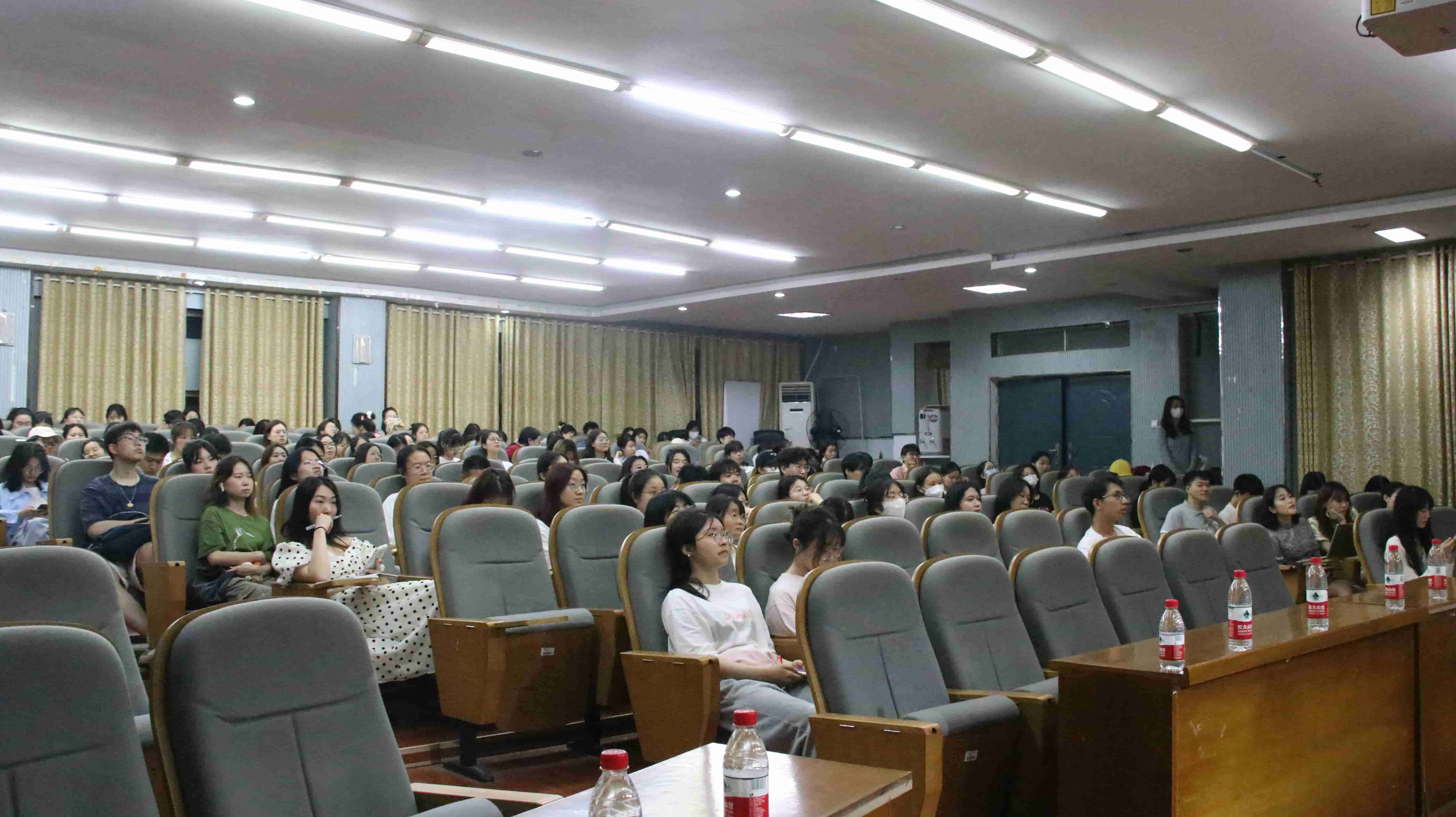 4aa851d3ee1c4eeeb0bb927d220f9f10.jpg 4aa851d3ee1c4eeeb0bb927d220f9f10.jpg