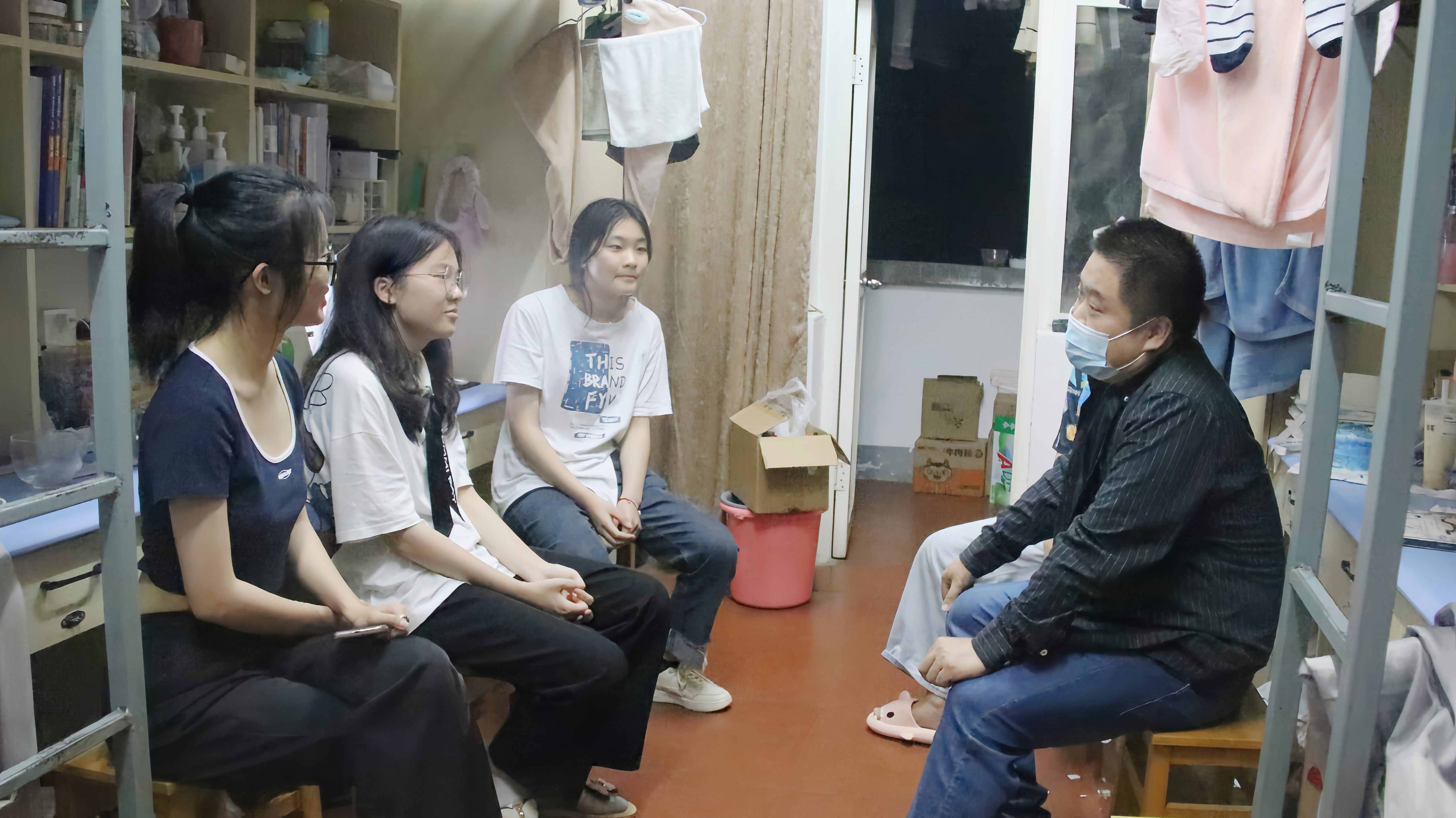 8790dad5236c4b35a5fcdf5f06061699.jpg 8790dad5236c4b35a5fcdf5f06061699.jpg