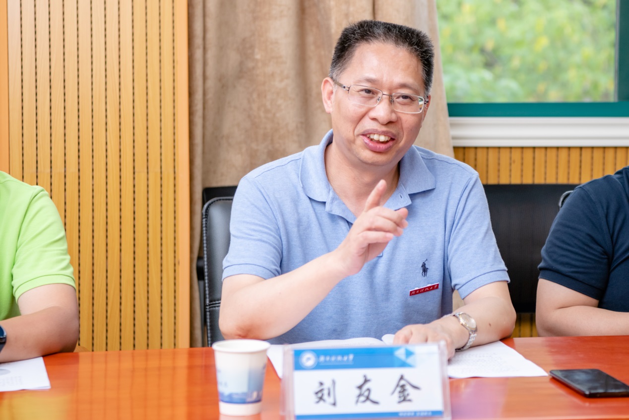 9f269681b79f457f97a5411dcd79c149.jpg 9f269681b79f457f97a5411dcd79c149.jpg