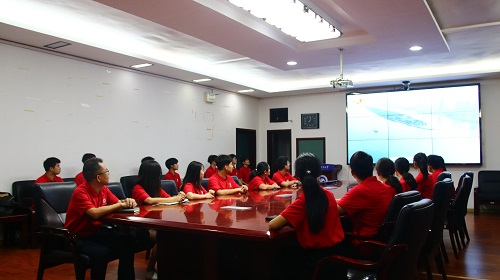 ae39c37abc8a43d3826d9951fd38dd3d.jpg 观看现场3.JPG