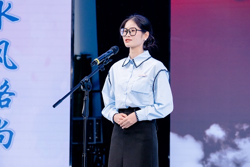 f766509f1f0f4f26b6c112036038e1f8.jpg 3044am永利集团官网肖敏演讲.jpg