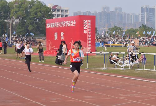 e6fe96eefbd74bb694e360de8fdac32b.jpg 222.jpg