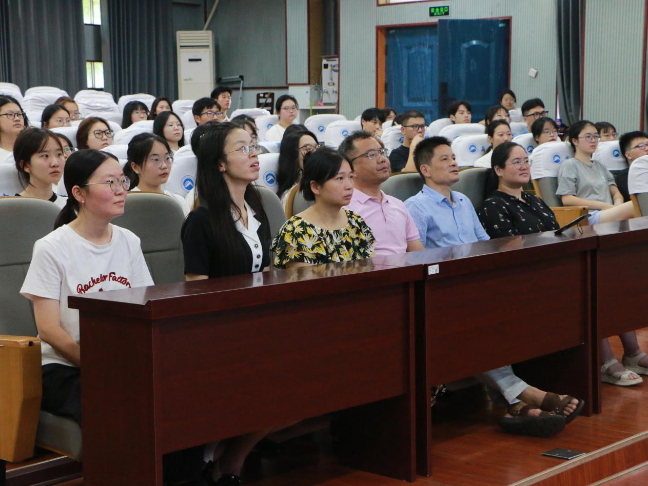 8eb605c839a9422d959b873f8e234fbd.jpg 8eb605c839a9422d959b873f8e234fbd.jpg