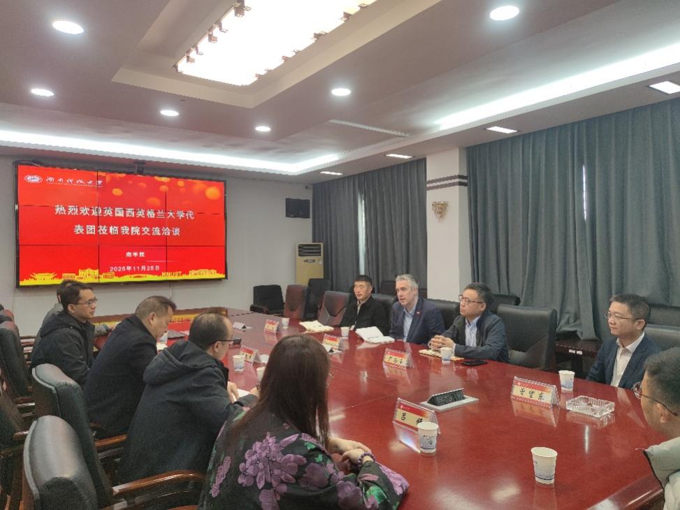 665354ec0b184473828df910f18b5baf.jpg 665354ec0b184473828df910f18b5baf.jpg